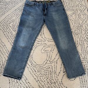 Lee’s Men's Blue Jeans